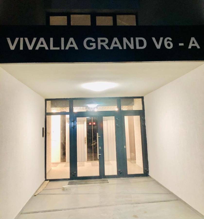 New And Modern Apartment Near Center At Vivalia Grand Timişoara Eksteriør bilde